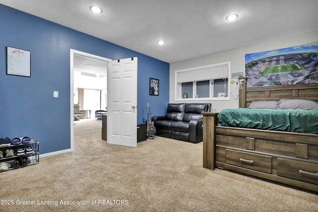 bedroom featuring carpet floors