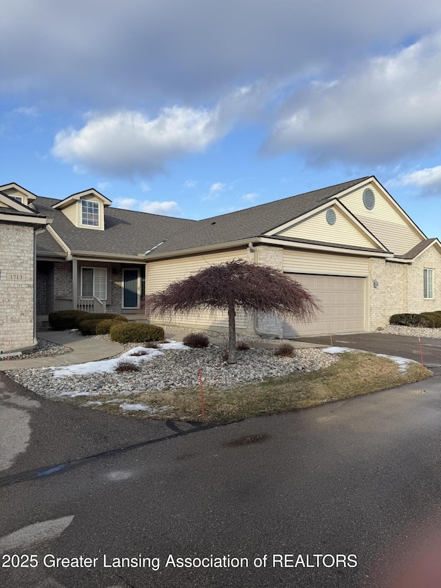 view of front of house featuring a garage