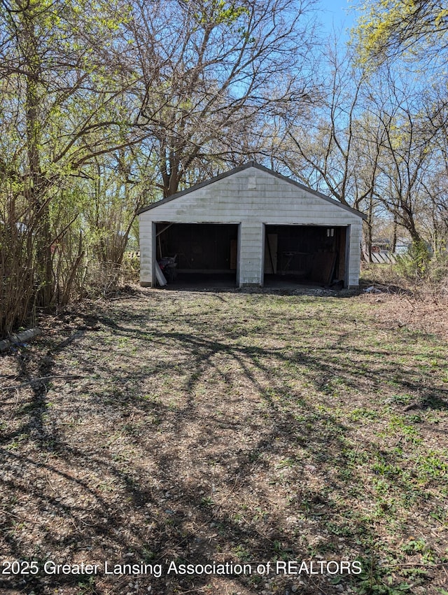 411 Filley St, Lansing, MI 48906 - view of detached garage
