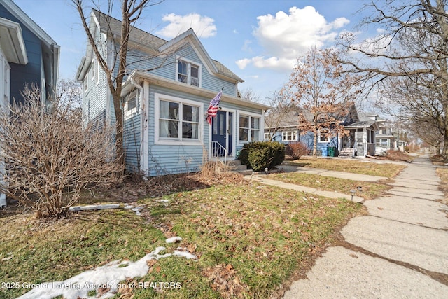 view of front of property featuring entry steps