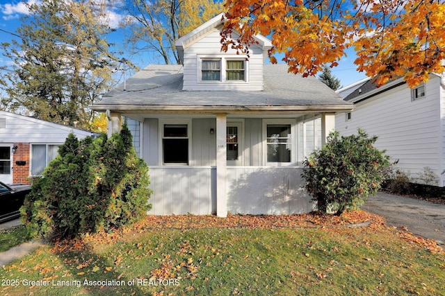 bungalow-style home featuring covered porch