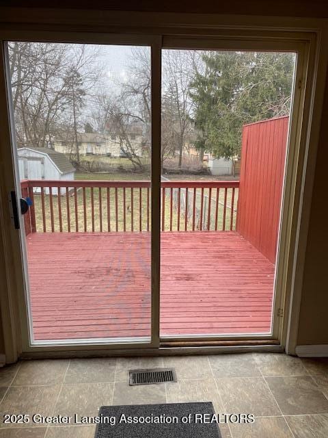 entryway featuring visible vents