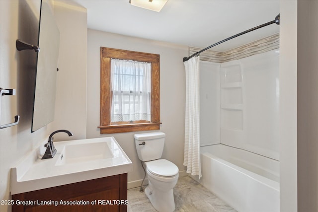 full bath with vanity, toilet, baseboards, and shower / tub combo with curtain