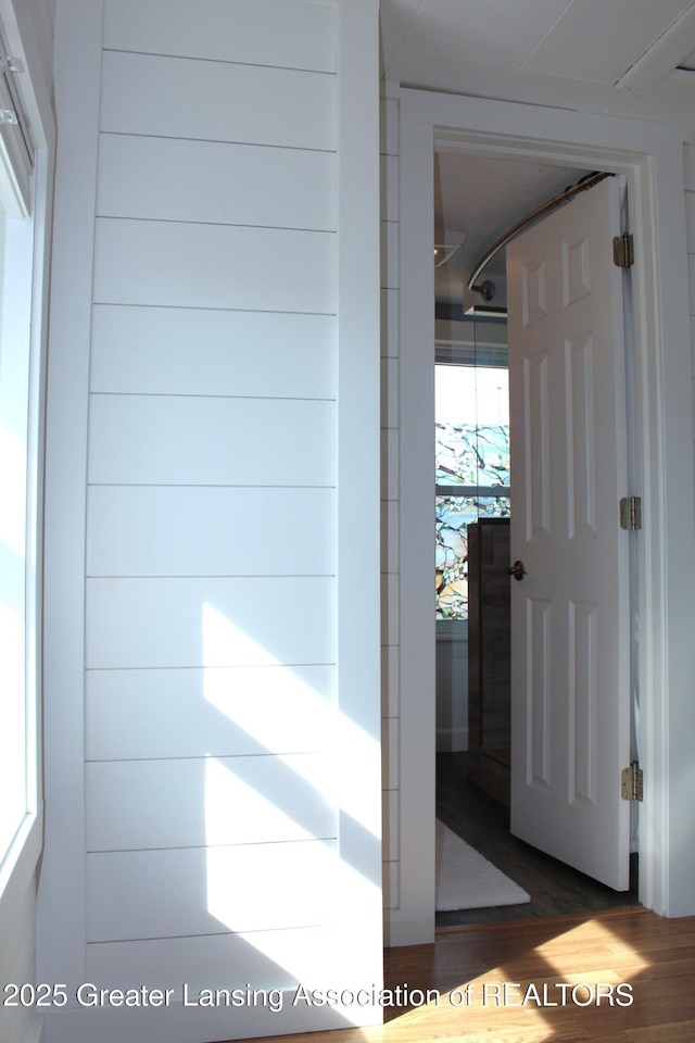 interior details with wood finished floors