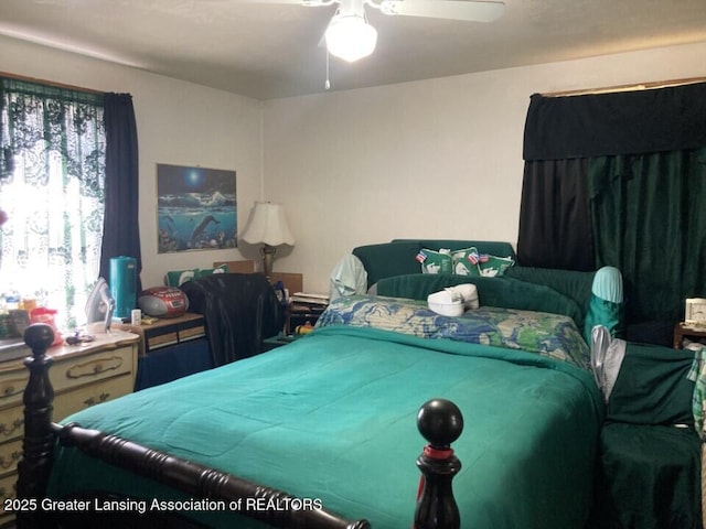 bedroom with a ceiling fan