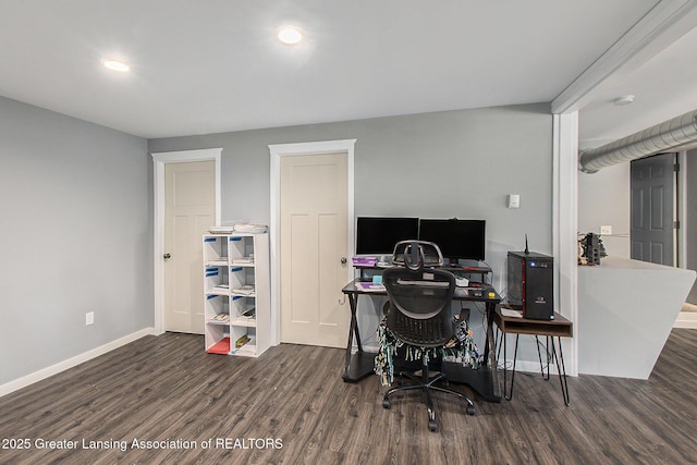 office area with recessed lighting, wood finished floors, and baseboards