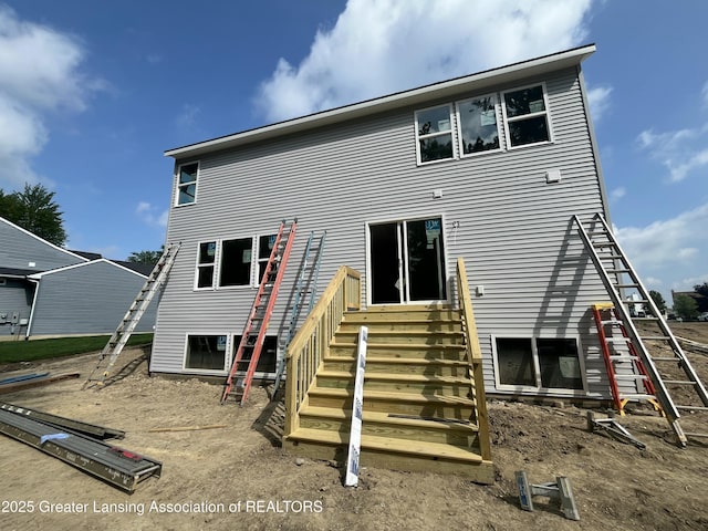 6764 Abbey Ln, Grand Ledge, MI 48837 - rear view of house