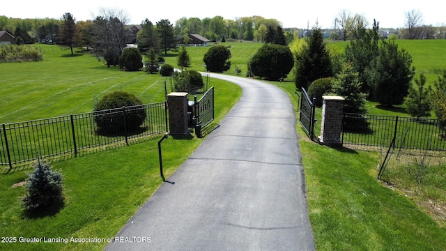 5565 Holt Rd, Holt, MI 48842