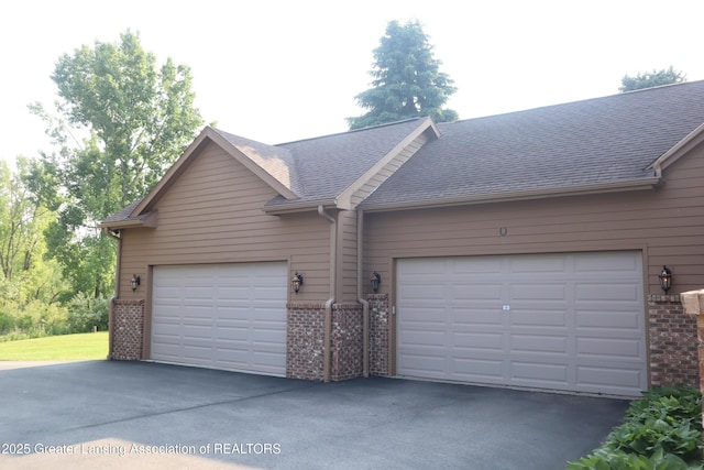 5565 Holt Rd, Holt, MI 48842