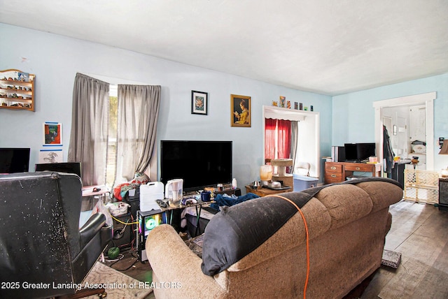 1015 Pearl St, Lansing, MI 48906