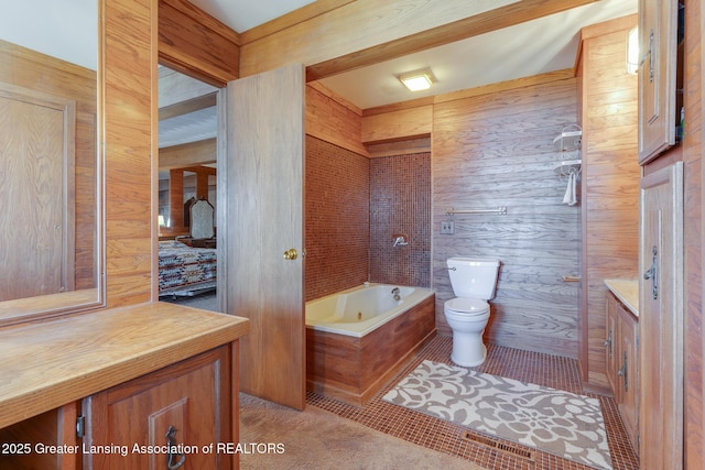 9605 Jason Rd, Laingsburg, MI 48848 - full bath with a garden tub, toilet, and vanity