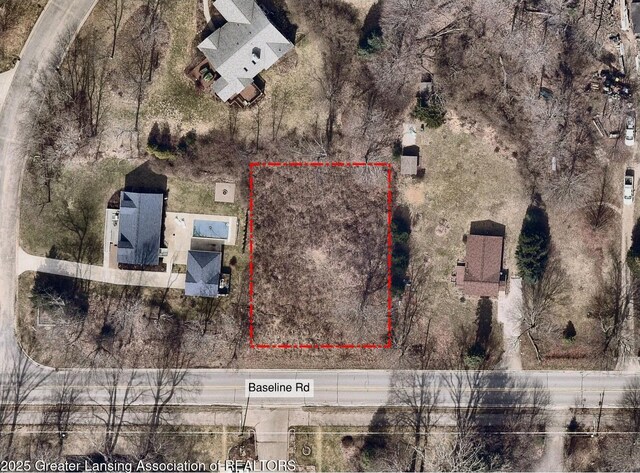7433 Baseline Rd, South Haven, MI 49090