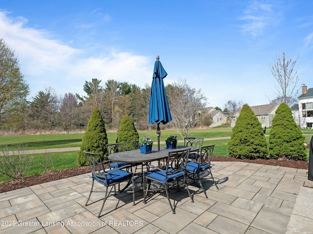 view of patio / terrace with outdoor dining space