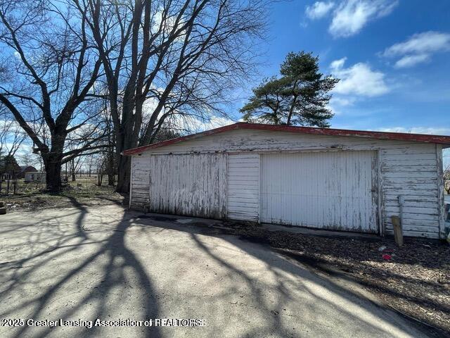 11100 Anderson Rd, Litchfield, MI 49252 - view of detached garage