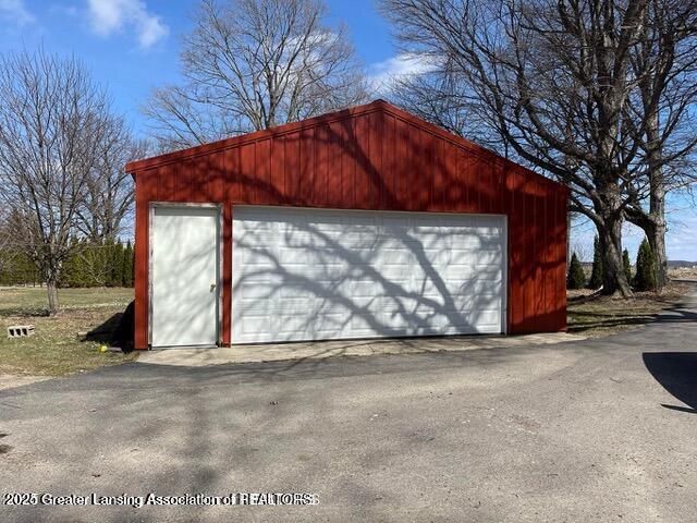11100 Anderson Rd, Litchfield, MI 49252 - view of detached garage