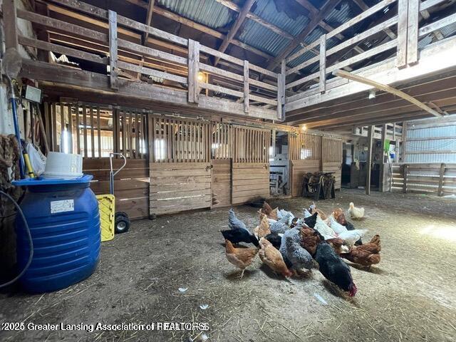 11100 Anderson Rd, Litchfield, MI 49252 - view of horse barn