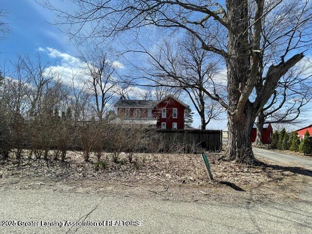 11100 Anderson Rd, Litchfield, MI 49252 - view of front of home