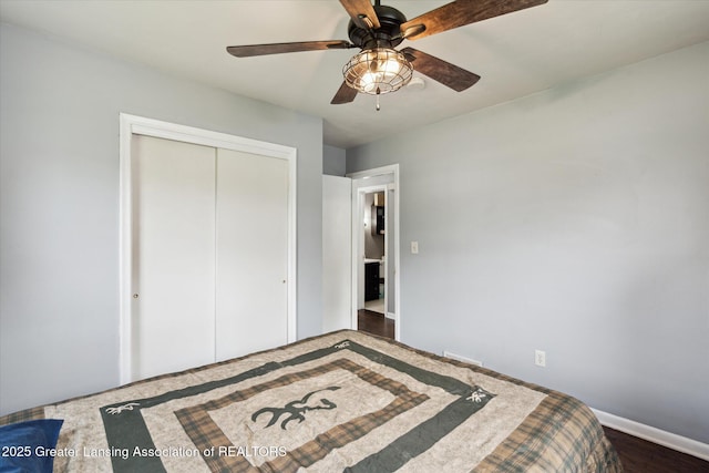 3427 W Jolly Rd, Lansing, MI 48911 - unfurnished bedroom featuring a closet and ceiling fan