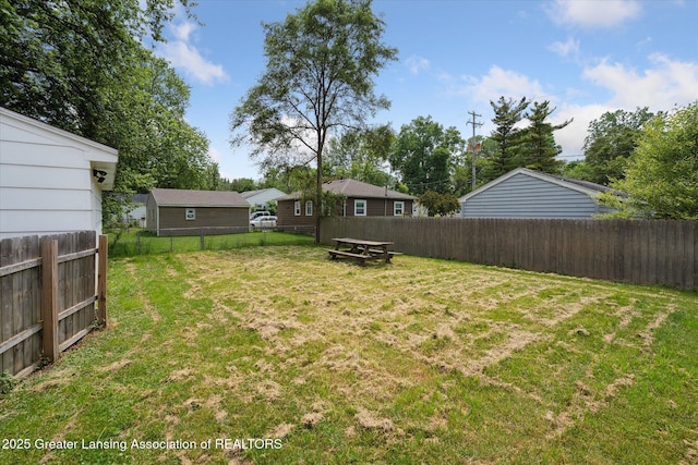 3427 W Jolly Rd, Lansing, MI 48911 - view of fenced backyard
