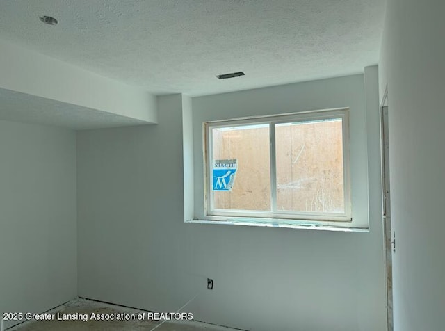 14020 Pristine Ct, Dewitt, MI 48820 - photo 18