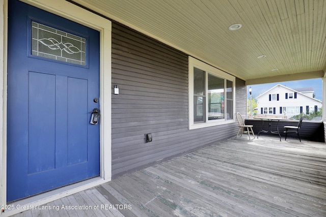 1127 W Saginaw St, Lansing, MI 48915 - view of wooden terrace