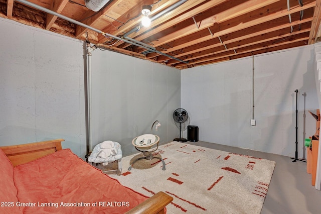 view of unfinished basement