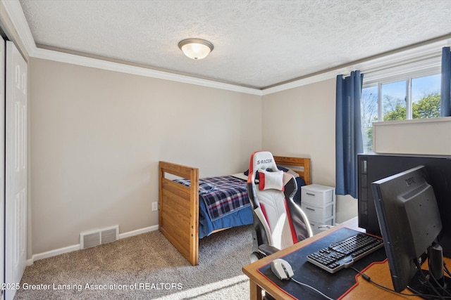 carpeted bedroom featuring crown molding, a textured ceiling, visible vents, and baseboards