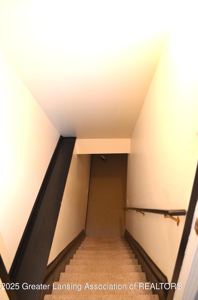 3401 N Burwick Dr, Port Huron, MI 48060 - view of stairway
