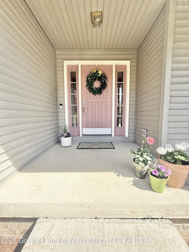 view of property entrance