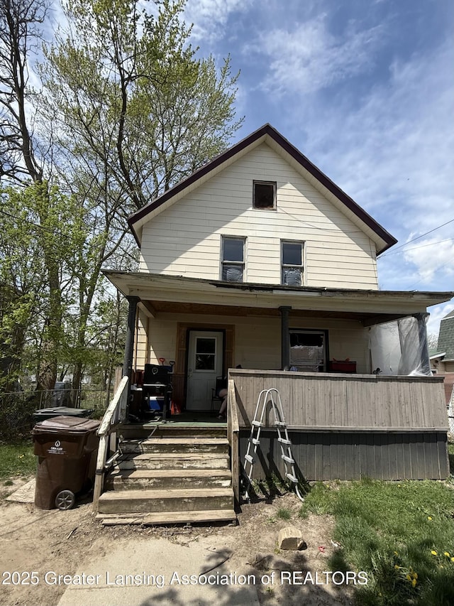 view of front facade featuring covered porch
