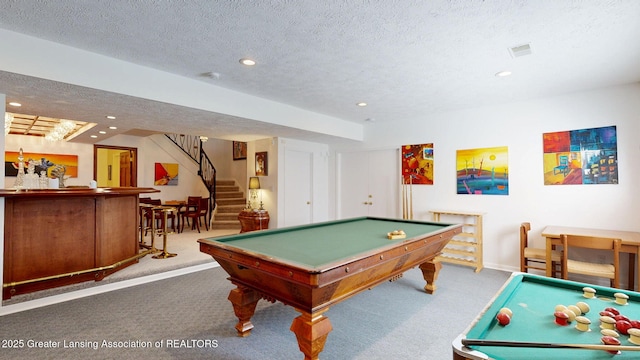 rec room featuring carpet floors, billiards, recessed lighting, and a dry bar