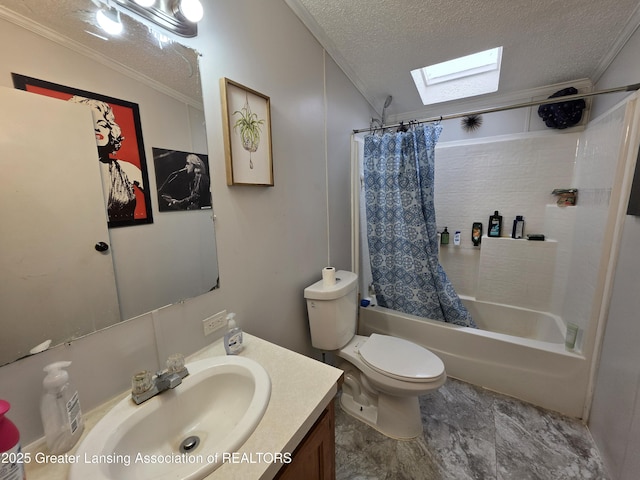 9304-9306 Parkhurst Hwy, Addison, MI 49220 - full bath with vanity, toilet, a textured ceiling, shower / bathtub combination with curtain, and a skylight