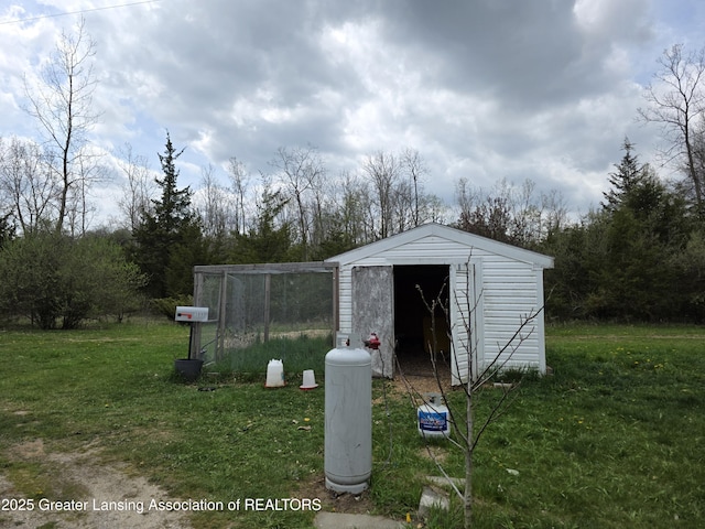 9304-9306 Parkhurst Hwy, Addison, MI 49220 - view of shed