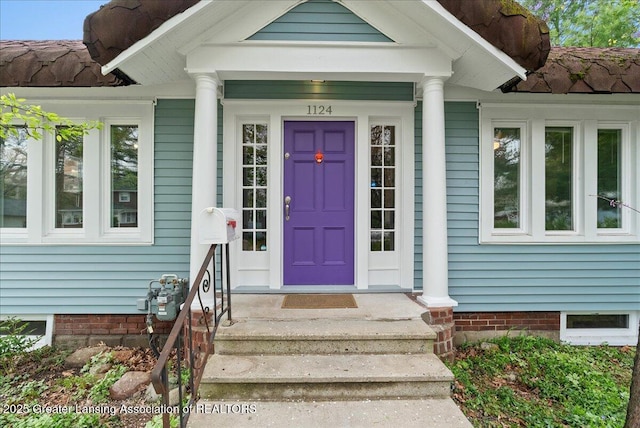 view of exterior entry