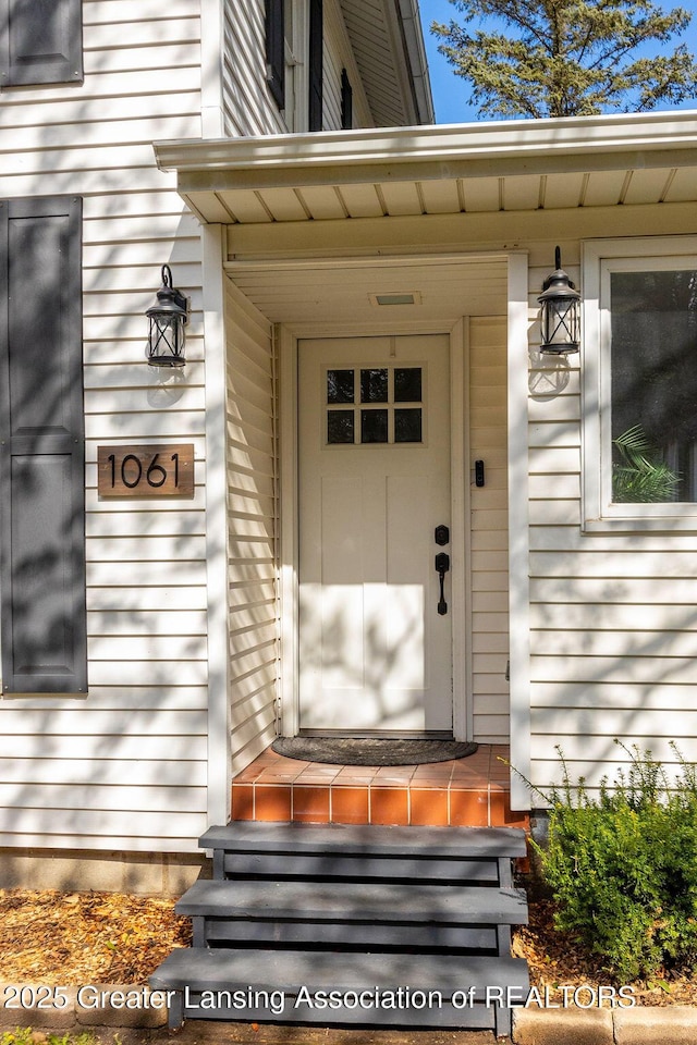 1061 E Sherwood Rd, Williamston, MI 48895 - view of doorway to property