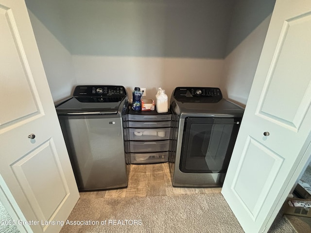 850 Saint Johns Chase, Grand Ledge, MI 48837 - laundry area featuring washer and dryer