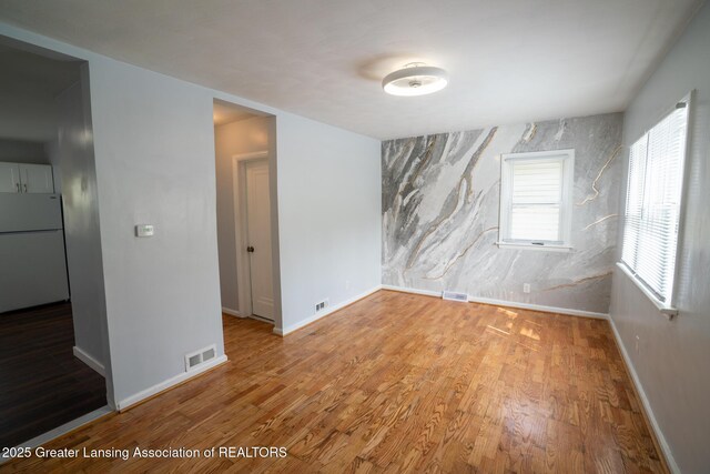 1405 Vermont Ave, Lansing, MI 48906 - photo 4