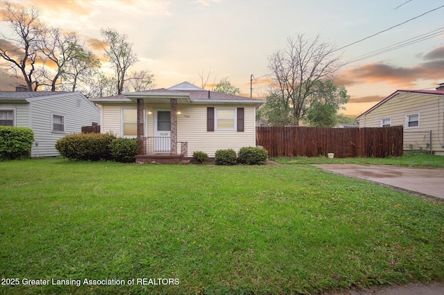 900 Holten St, Lansing, MI 48915 - view of front of property