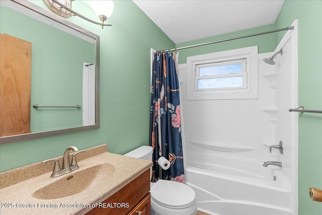 bathroom featuring shower / bathtub combination with curtain, toilet, vanity, and a textured ceiling