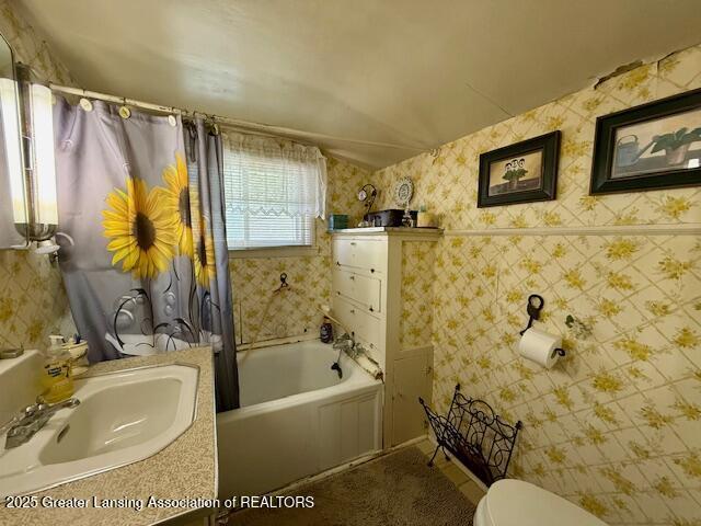 600 E Howe Ave, Lansing, MI 48906 - photo 20