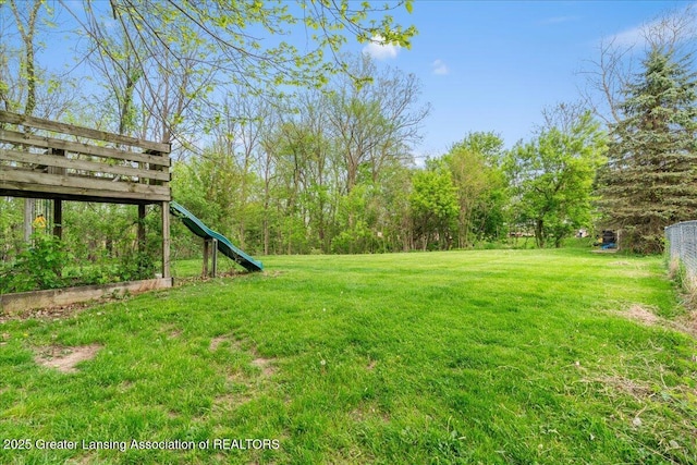 10111 Kinneville Rd, Eaton Rapids, MI 48827 - view of grassy yard