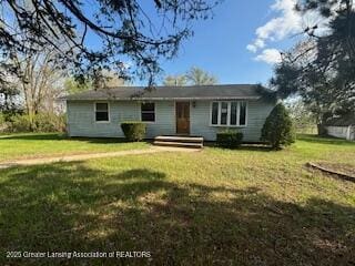 view of front of house with a front yard