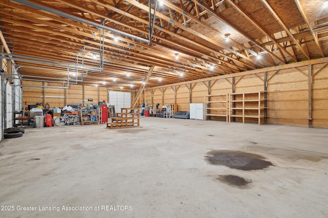 15426 S Lowell Rd, Lansing, MI 48906 - view of garage