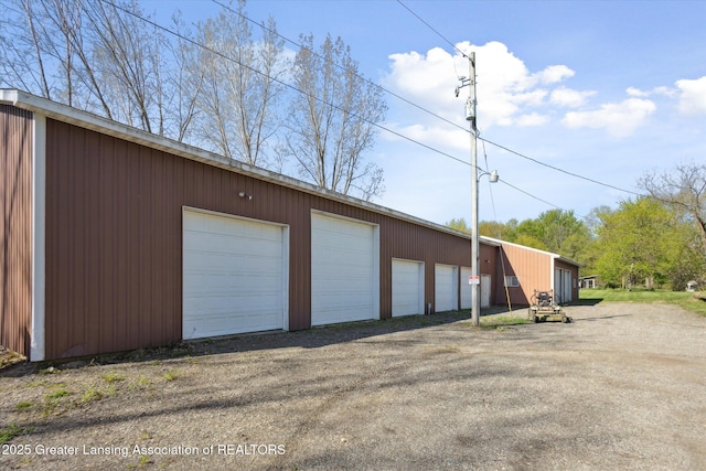 15426 S Lowell Rd, Lansing, MI 48906 - view of detached garage