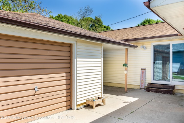 3316 Pickwick Pl, Lansing, MI 48917 - view of garage