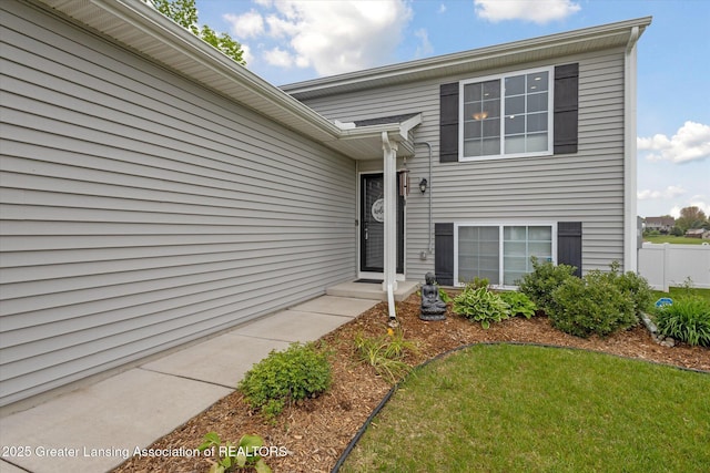 1123 Chesham Ln, Grand Ledge, MI 48837 - view of entrance to property