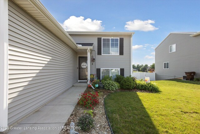 1123 Chesham Ln, Grand Ledge, MI 48837 - photo 4