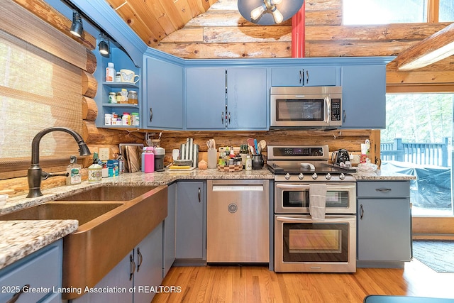880 Holly Ct, Williamston, MI 48895