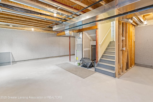 4205 Glenburne Blvd, Lansing, MI 48911 - unfinished below grade area featuring stairway