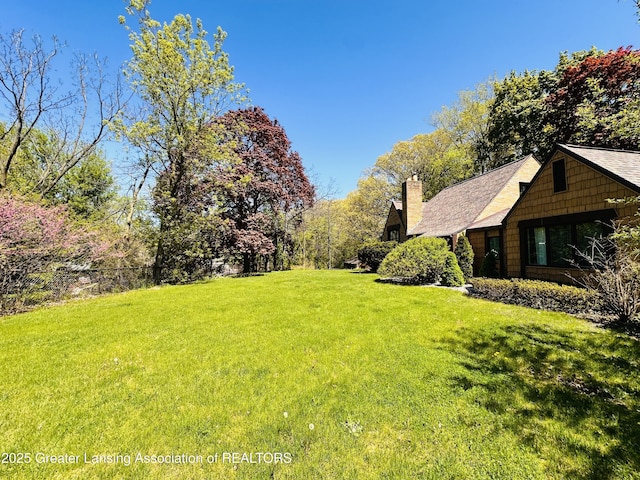 812 Dryer Farm Rd, Lansing, MI 48917 - view of green lawn